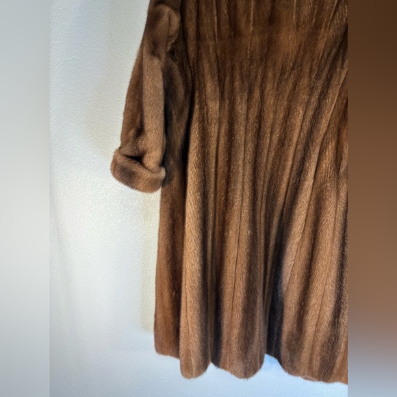 MICHAEL KORS Long Brown Fur Coat with Pockets 🤎🍂 Elegant & Stylish & Classy - Picture 10 of 13